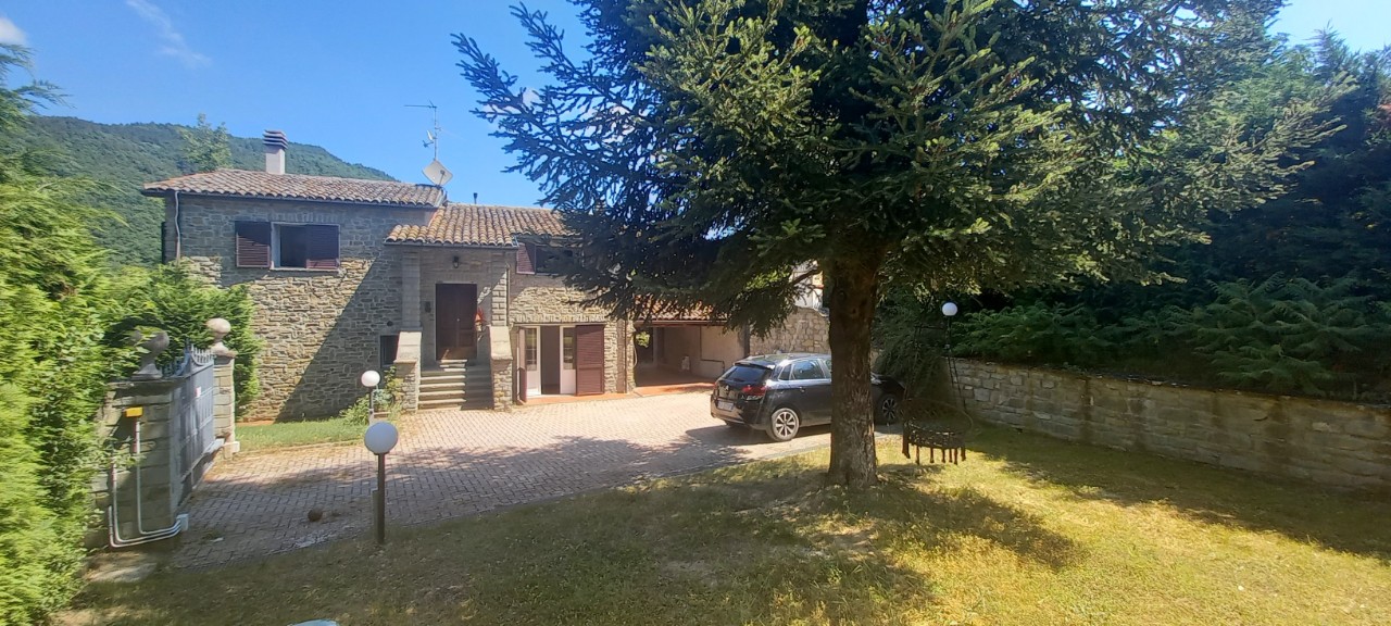 Casa indipendente in vendita a Bagno Di Romagna (FC)