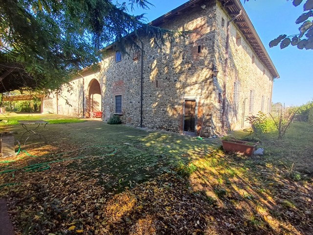 Casa indipendente in vendita a Rivergaro (PC)