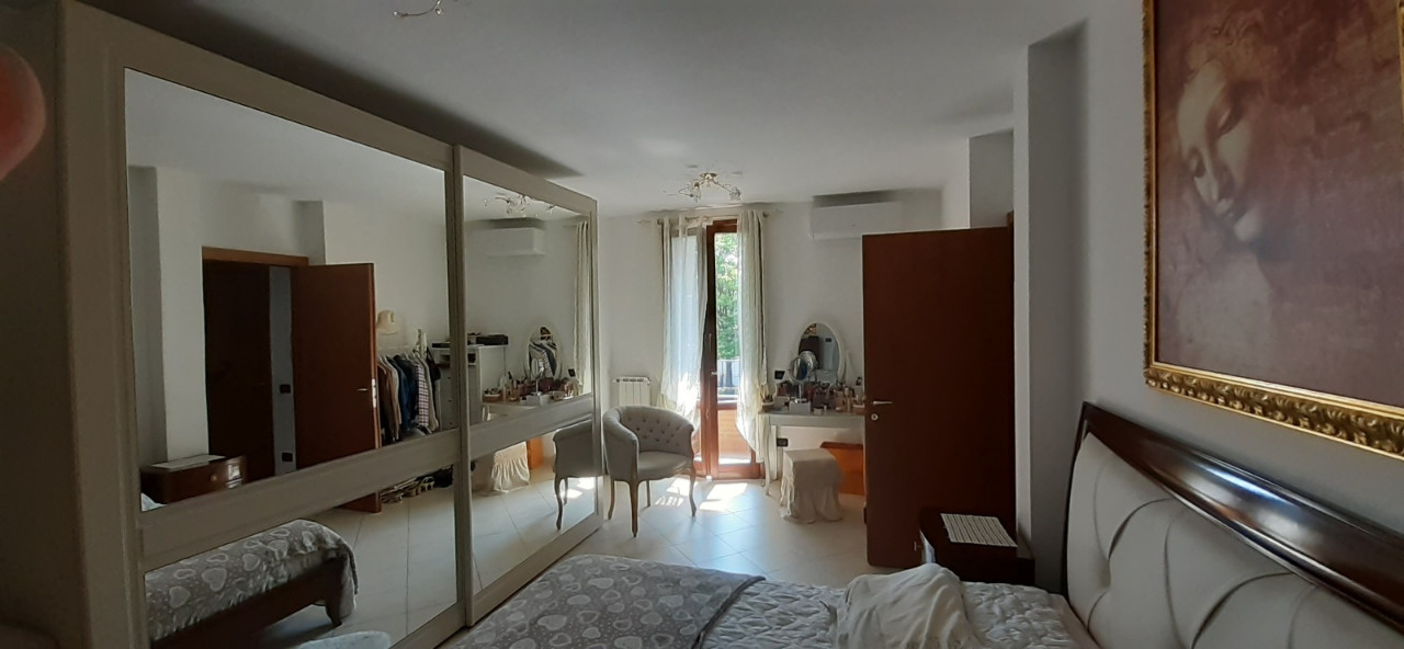 Villetta a schiera angolare in vendita a Madonnina, Modena (MO)