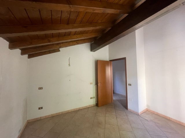 Casa indipendente in vendita a Modena (MO)