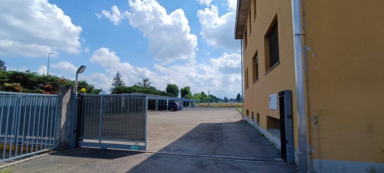 Ufficio in vendita a Corcagnano, Parma (PR)
