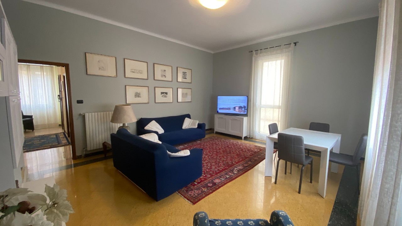 Affitto - Appartamento - Stazione - Bologna - € 2.500