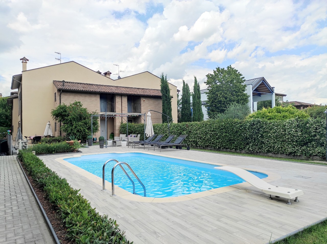 Casa semi-indipendente in vendita a Parma (PR)