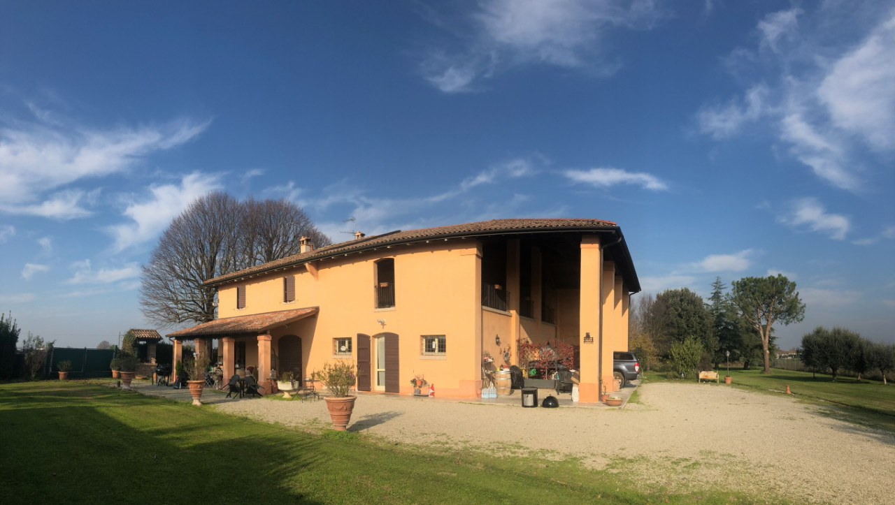 Casa indipendente in vendita a Castel Guelfo Di Bologna (BO)