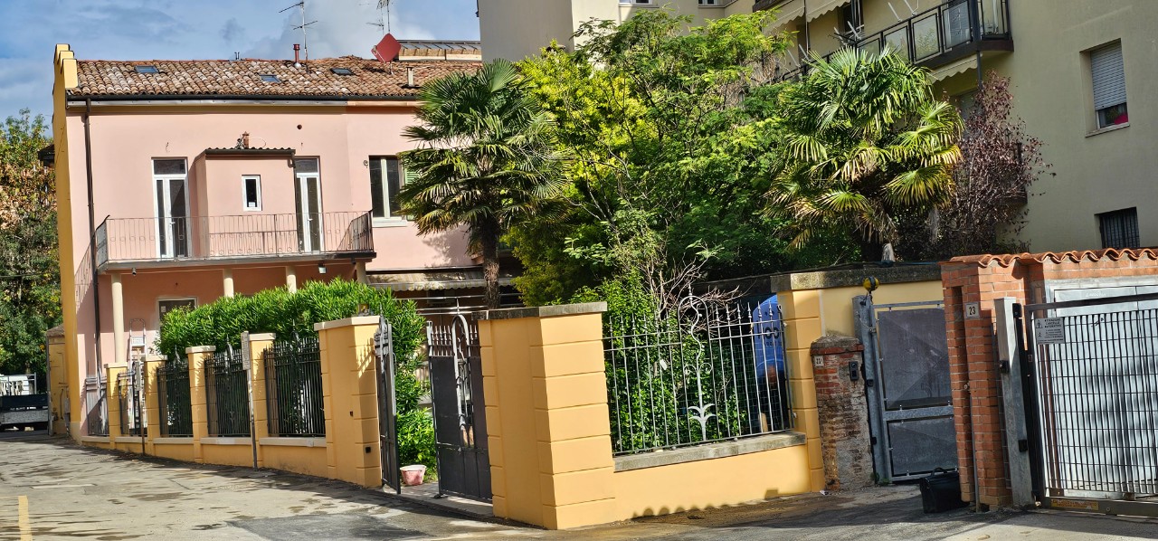 Vendita - Villa bifamiliare - Massarenti - Bologna - € 460.000