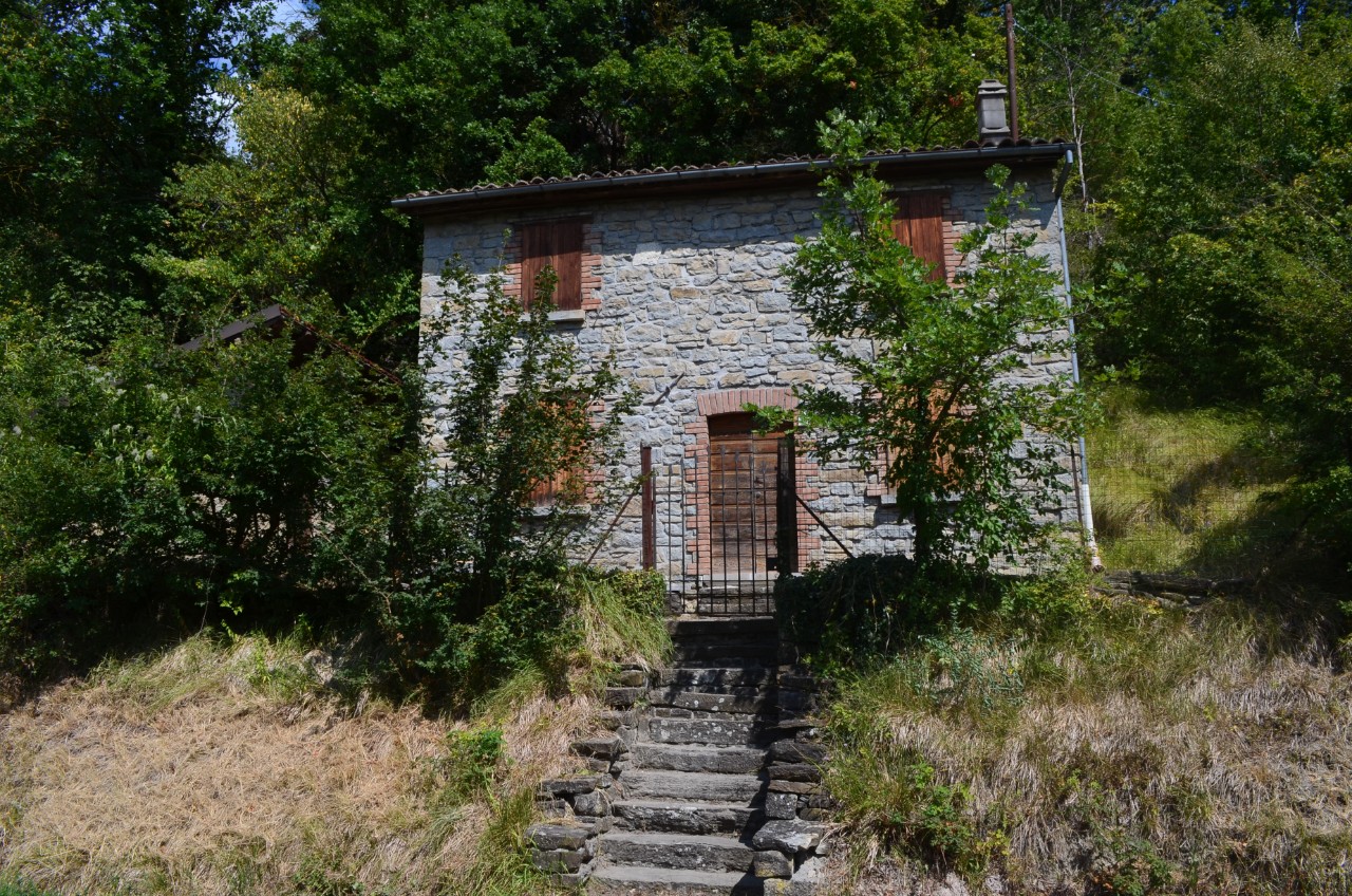 Casa indipendente in vendita a Vetto (RE)