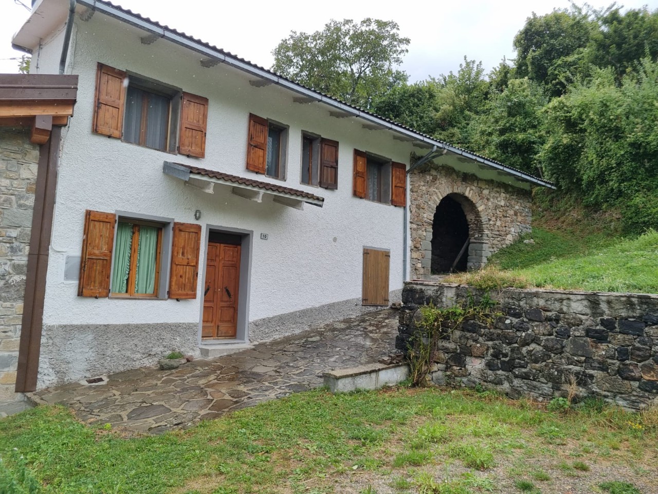 Porzione di casa in vendita a Ventasso (RE)