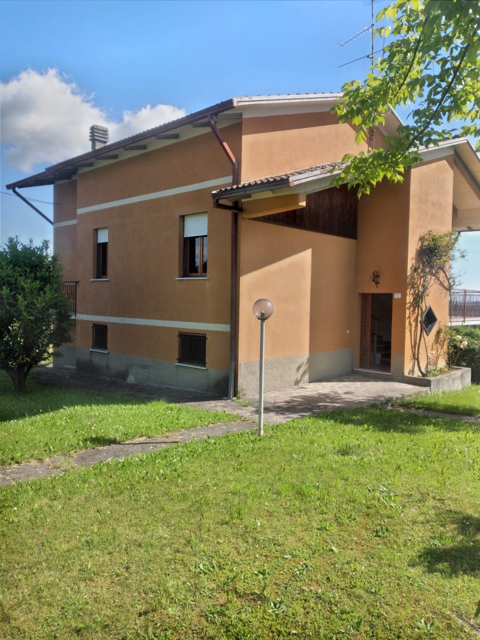 Casa indipendente in vendita a Villa Minozzo (RE)