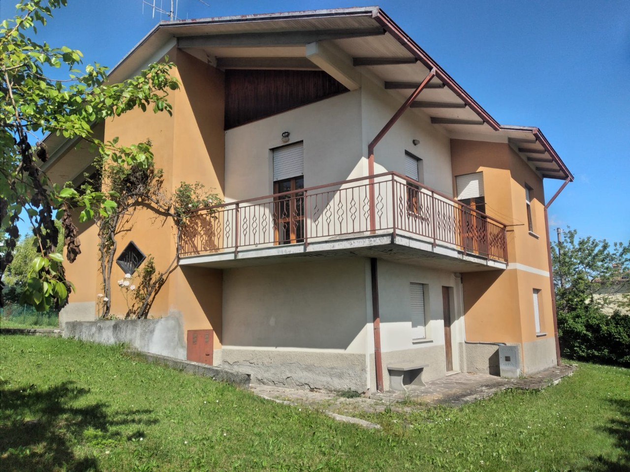 Casa indipendente in vendita a Villa Minozzo (RE)