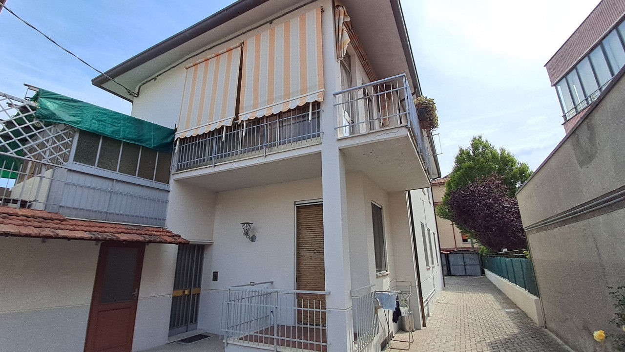 Appartamento in vendita a San Martino In Strada, Forlì (FC)