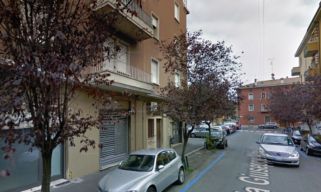 Vendita - Negozio - Mazzini - Bologna - € 125.000