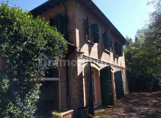 Villa in vendita a Albinea (RE)