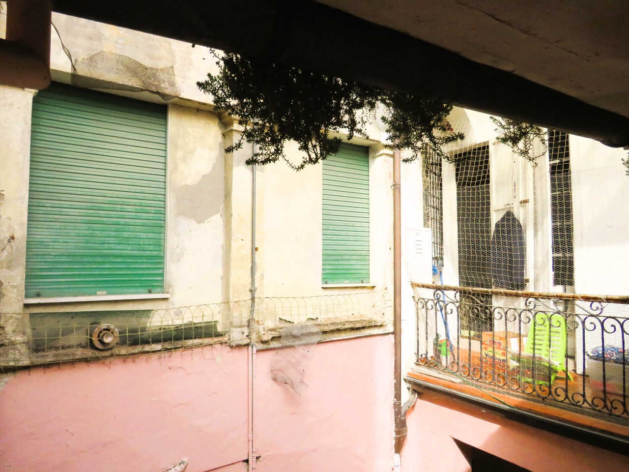Palazzo in vendita a Reggio Nell'emilia (RE)