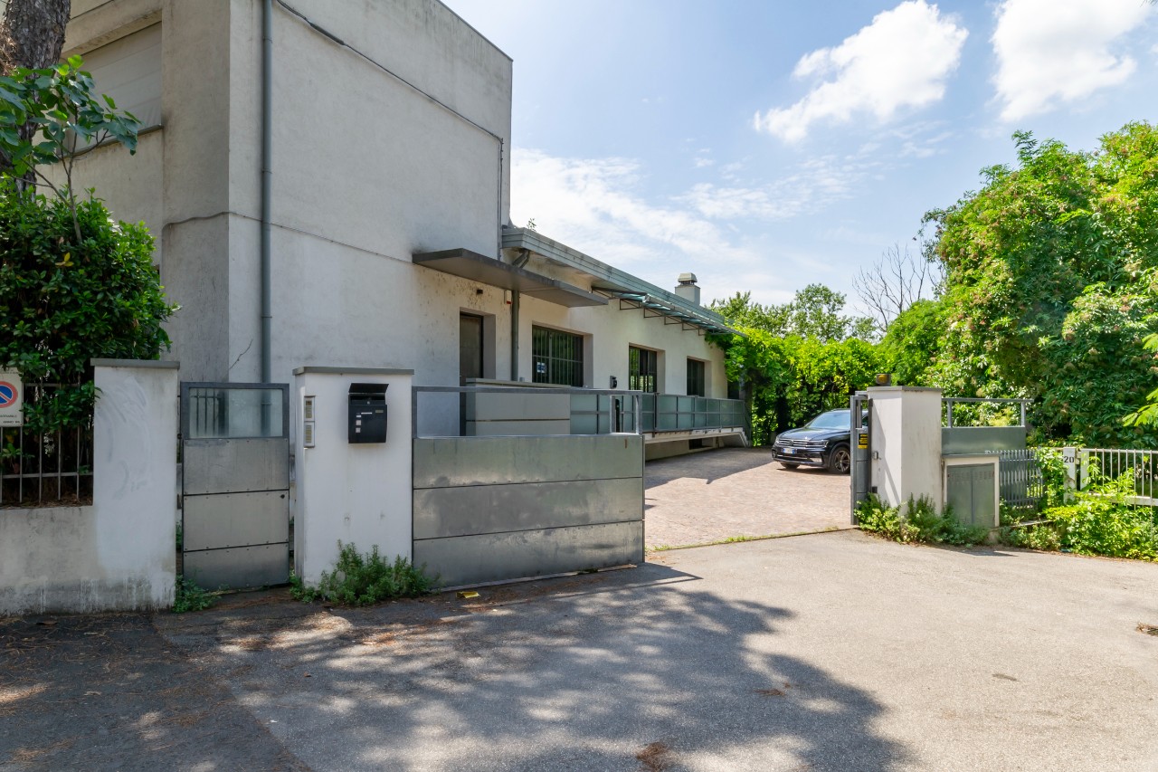 Vendita - Ufficio - Croce - Casalecchio di Reno - € 1.650.000
