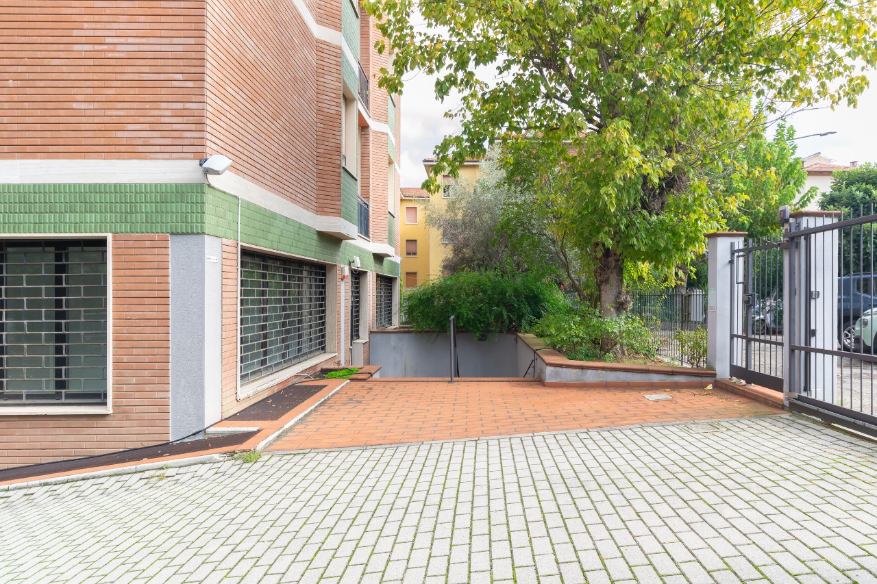 Affitto - Ufficio - Lunetta Gamberini - Bologna - € 6.400