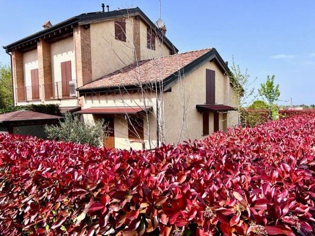 Porzione di casa in vendita a Marano, Parma (PR)