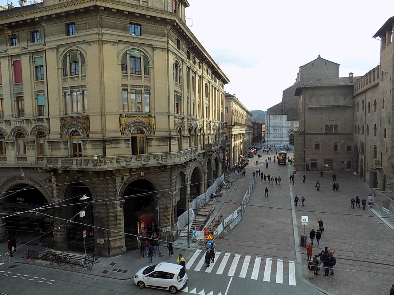 ufficio Piazza Maggiore