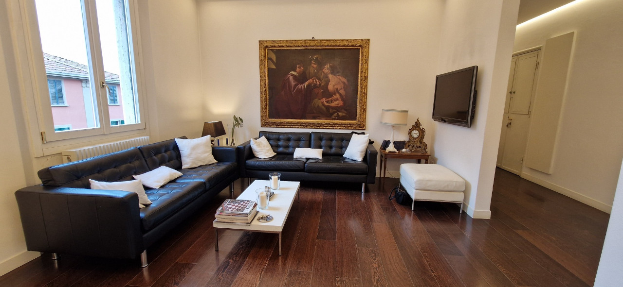 Affitto - Appartamento - Santo Stefano - Bologna - € 1.850