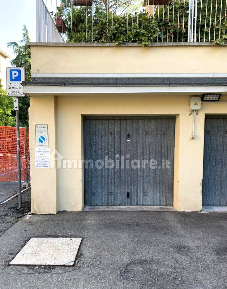 Garage/Box/Posto auto in affitto a Saragozza Fuori Porta, Bologna (BO)