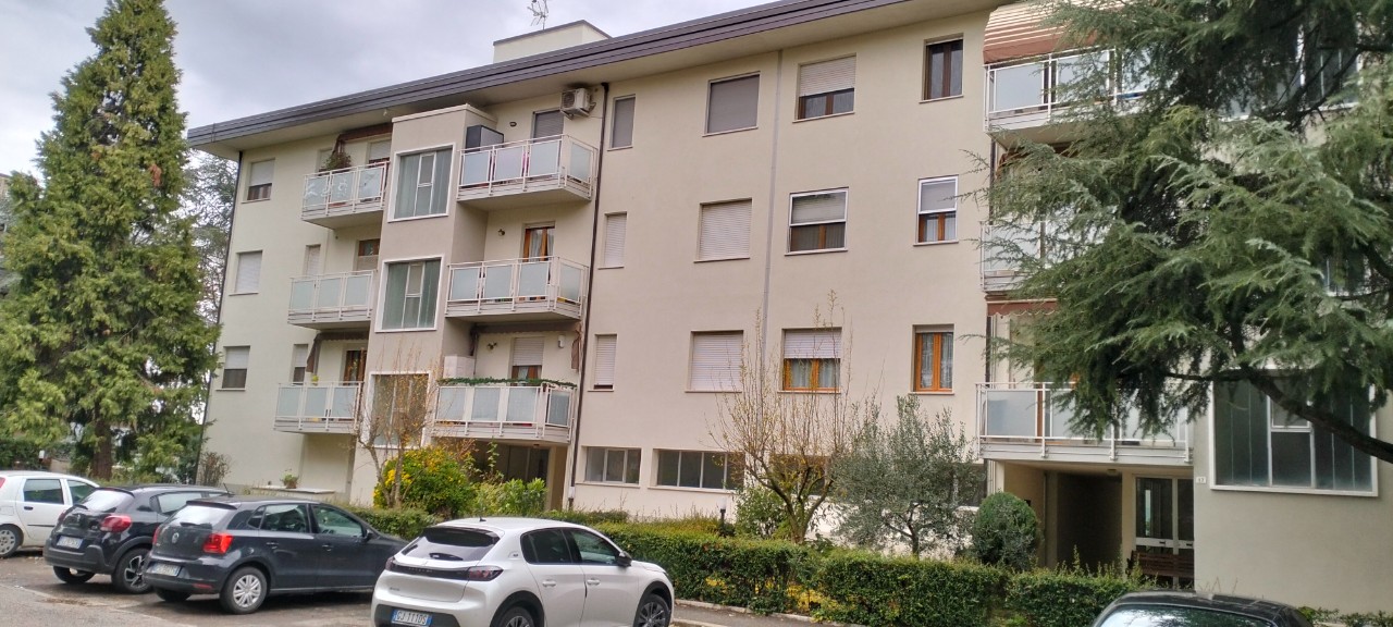 Appartamento in vendita a Vecchiazzano, Forlì (FC)
