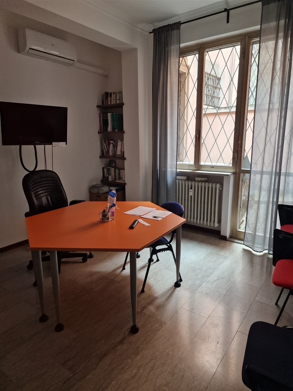 Ufficio in affitto a Parma (PR)