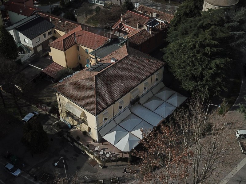 Albergo/Hotel in vendita a Castel San Pietro Terme (BO)