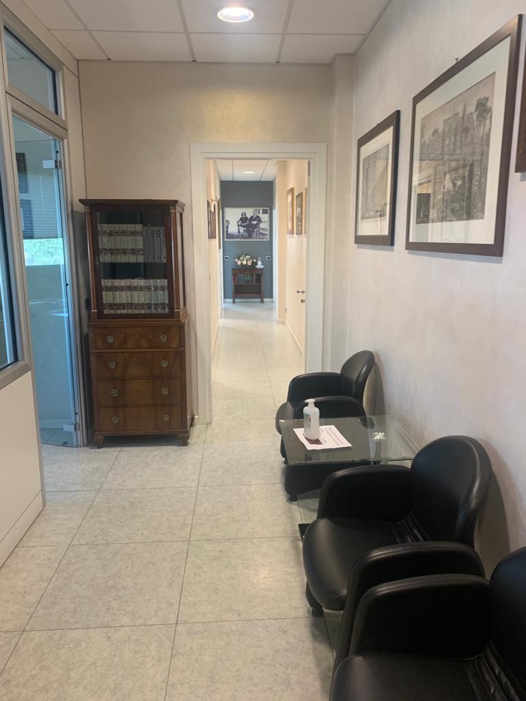 Ufficio in vendita Reggio Emilia Zona Tribunale