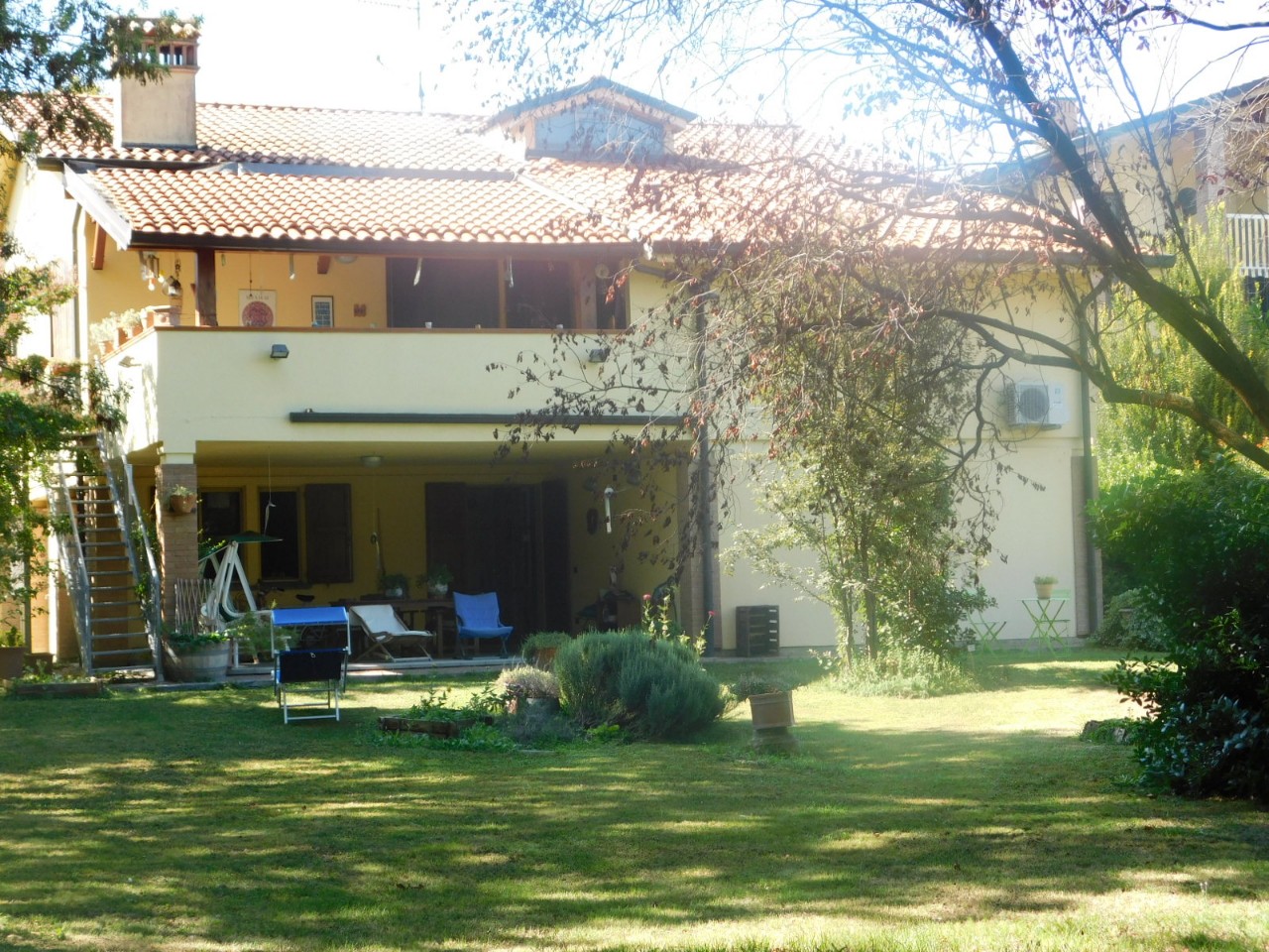 Villa Abbinata in vendita Reggio Emilia Zona Cella