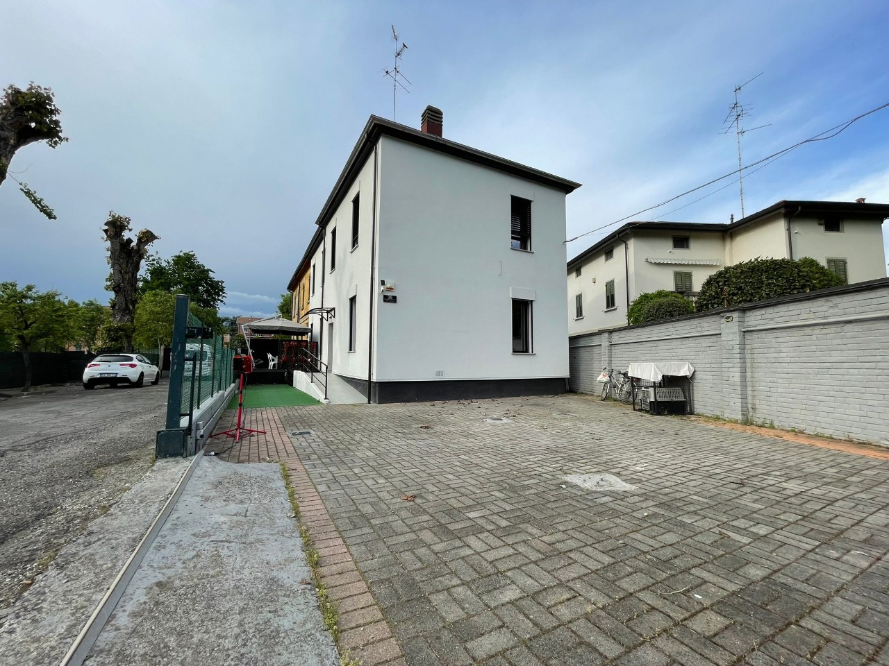 Villa Abbinata in vendita Reggio Emilia Zona Regina Pacis