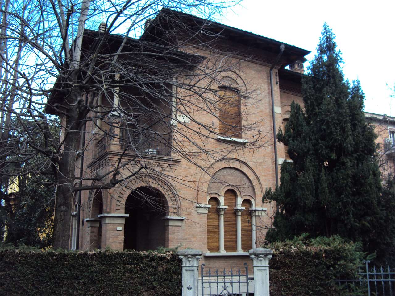 Villa Indipendente in vendita Reggio Emilia Zona San Pellegrino