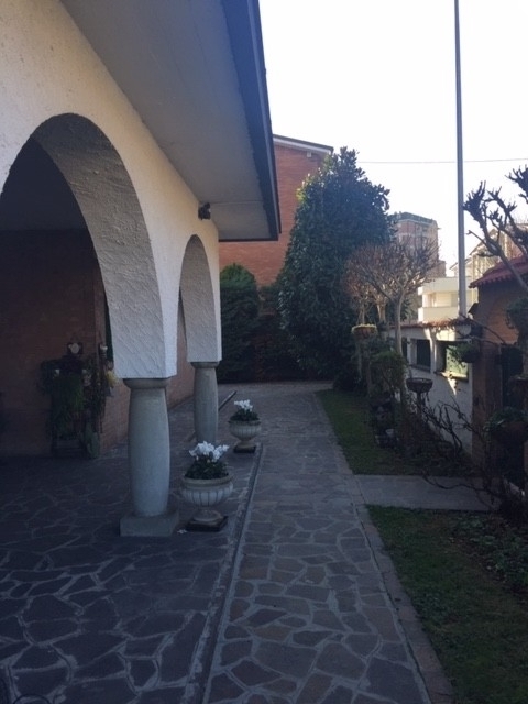 Villa Indip. in vendita Modena Zona Buon Pastore