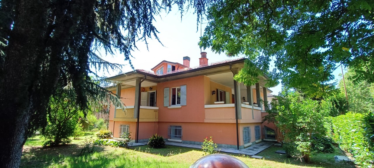 Villa Bifamiliare in vendita Parma Zona Piazzale Lubiana