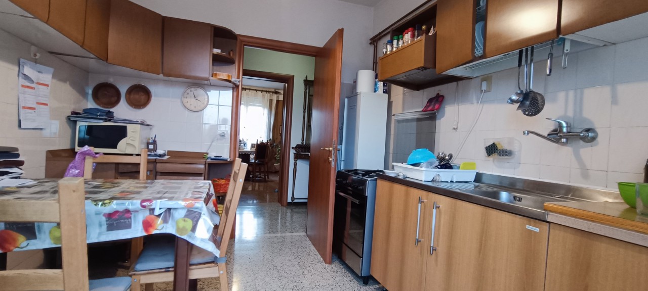 Appartamento in vendita Parma Zona Palasport