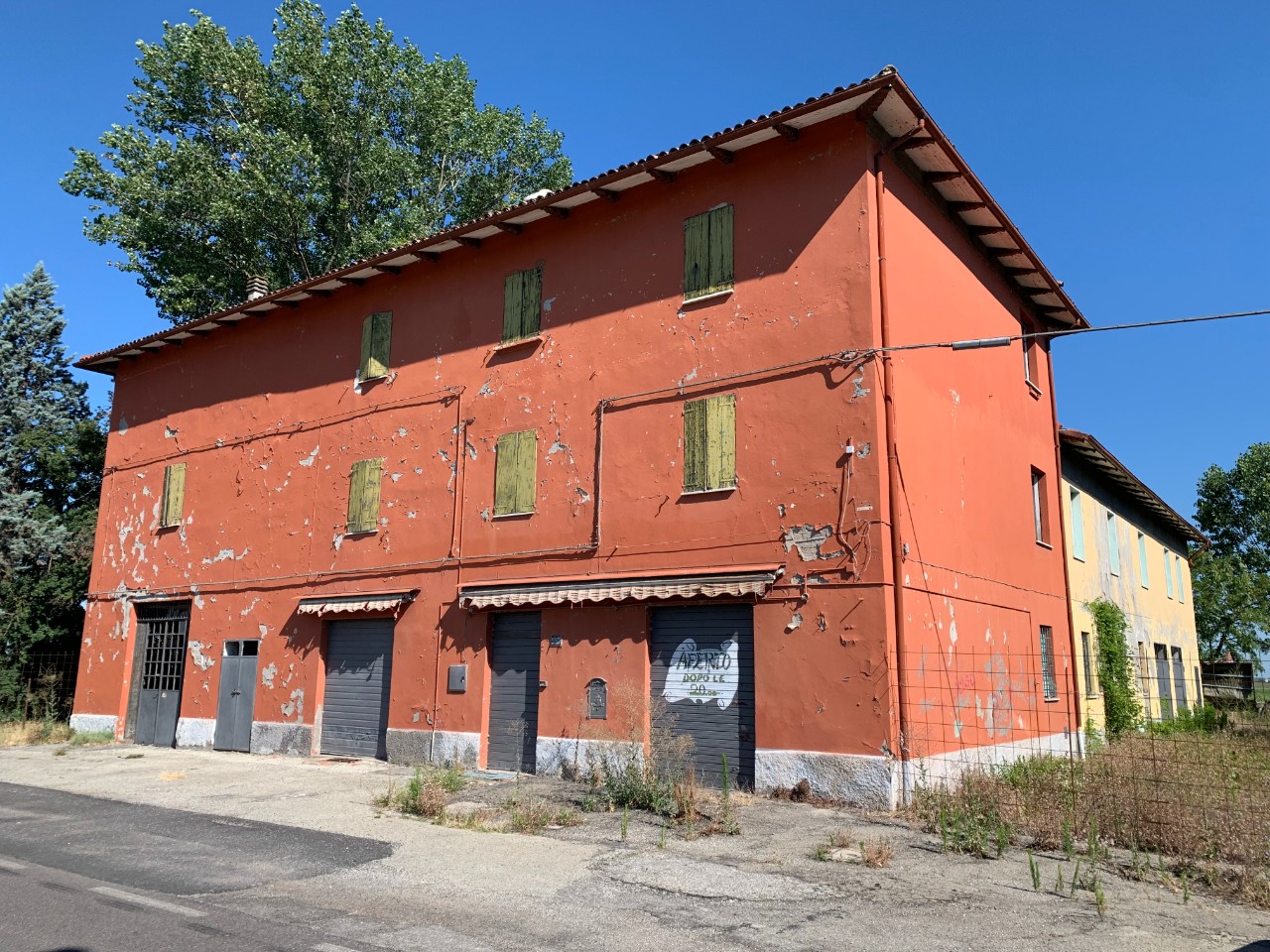 Podere (casa + Terreno) in vendita Castel San Pietro