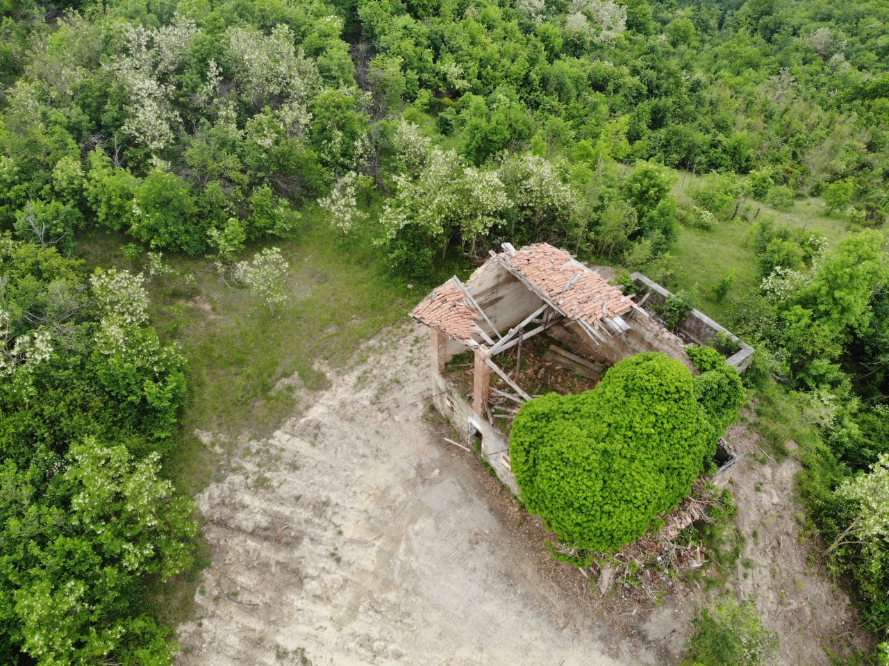 Casa Colonica in vendita Pianoro