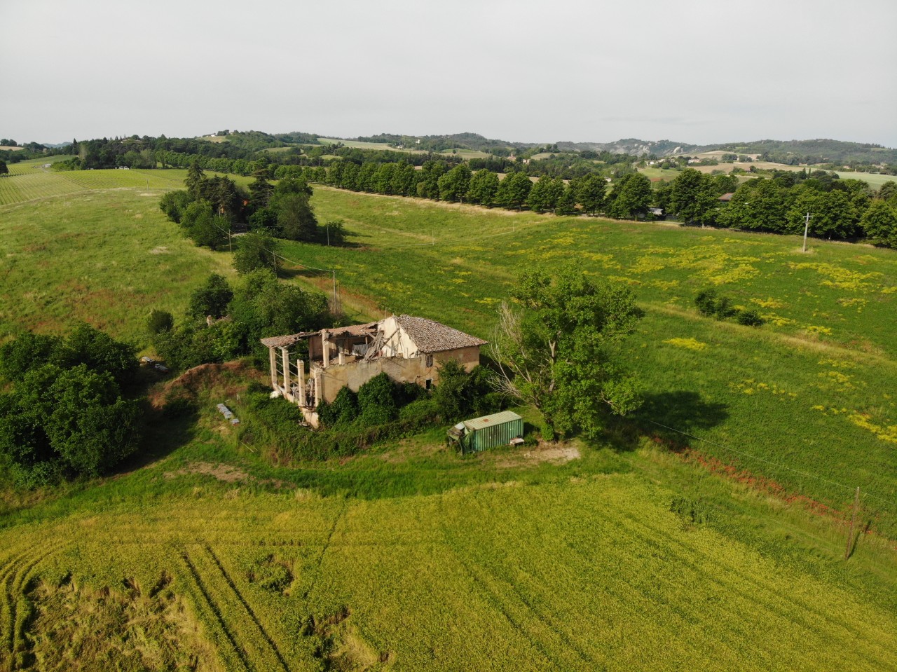 Casa Colonica in vendita Ozzano