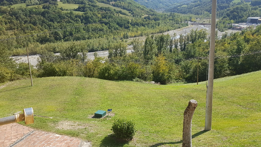 Villa Abbinata in vendita Toano