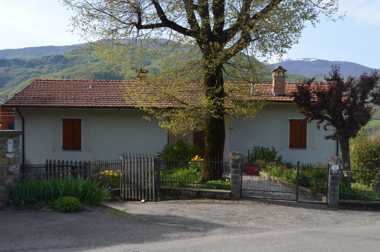 Casa Indipendente in vendita Villa Minozzo