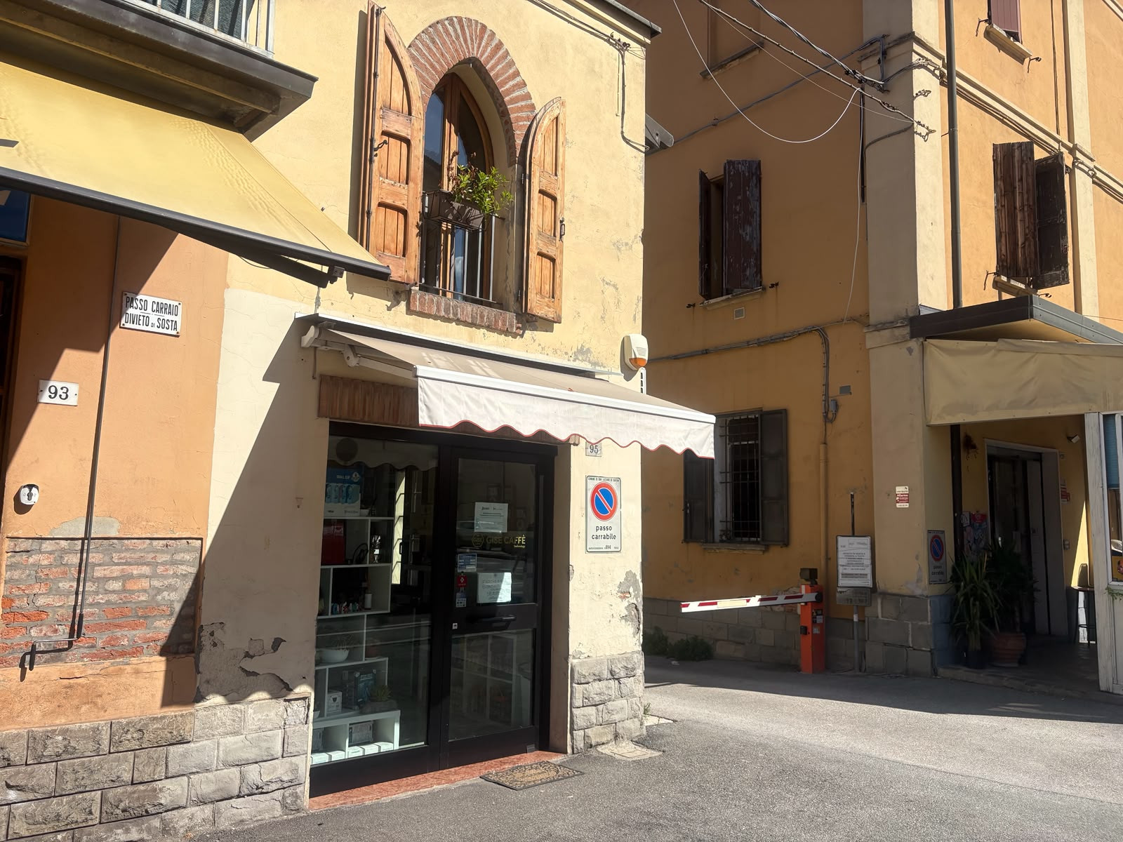 Negozio in vendita San Lazzaro Zona San Lazzaro