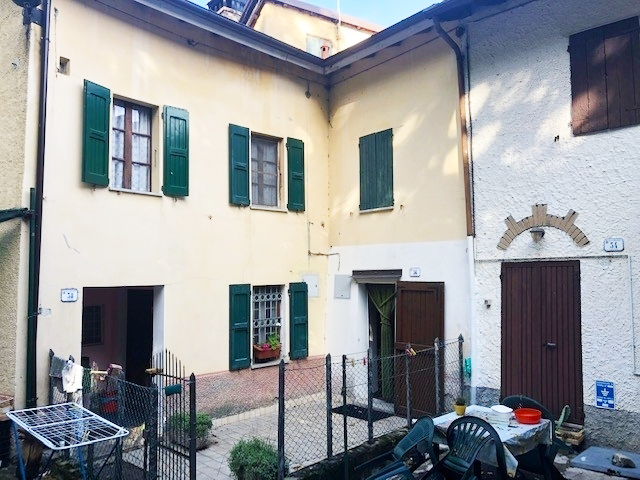 Porzione Di Casa in vendita Villa Minozzo