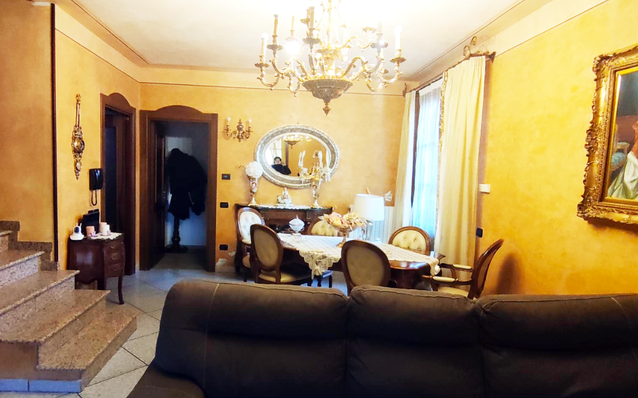 Villa Abbinata in vendita Reggio Emilia Zona Pieve Modolena