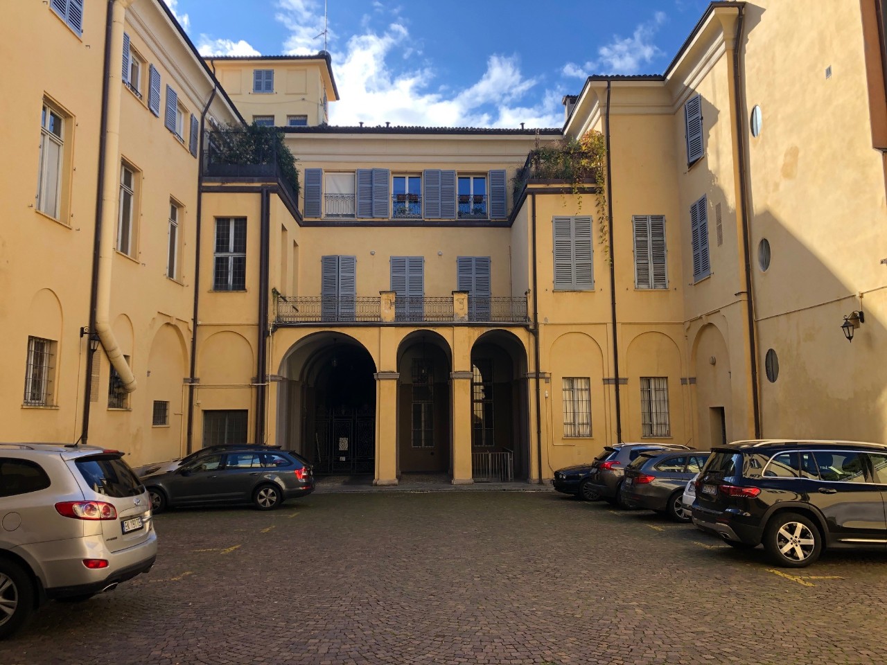 Appartamento in affitto Reggio Emilia Zona Centro storico