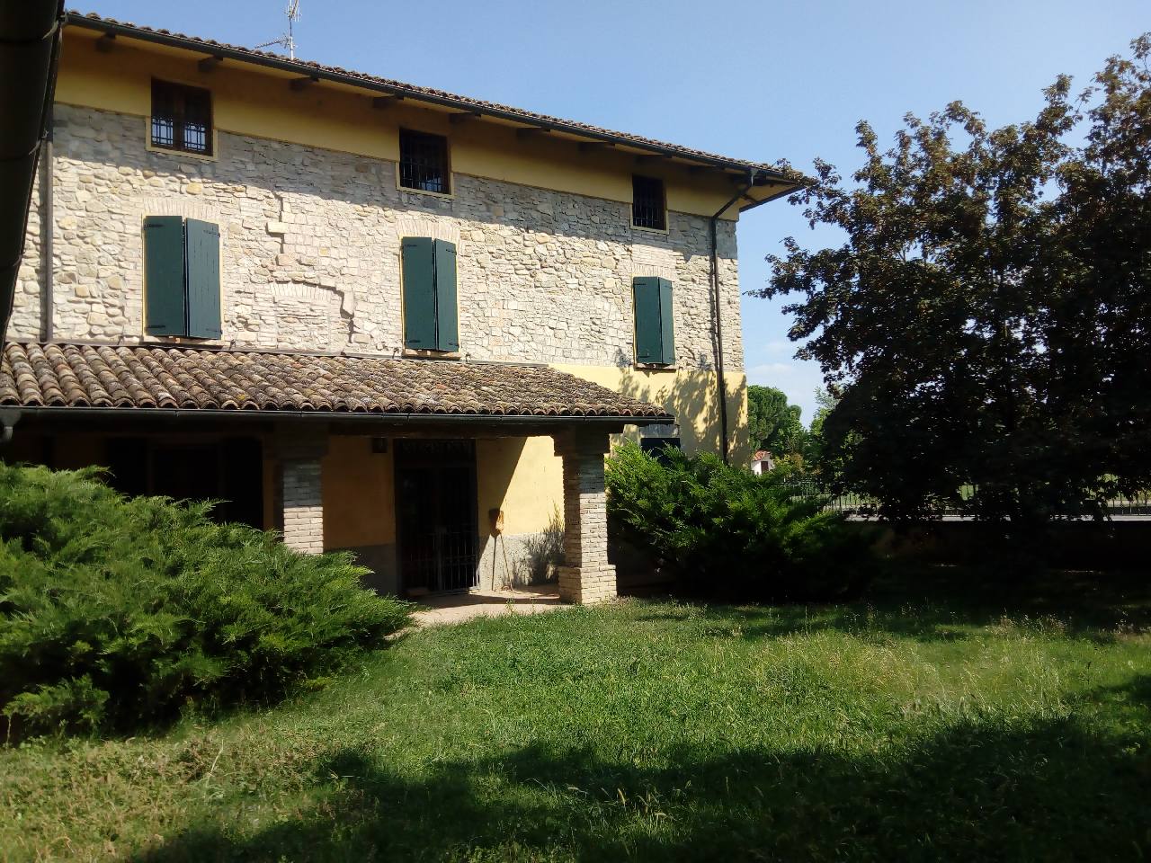 Villa Bifamiliare in vendita Montechiarugolo