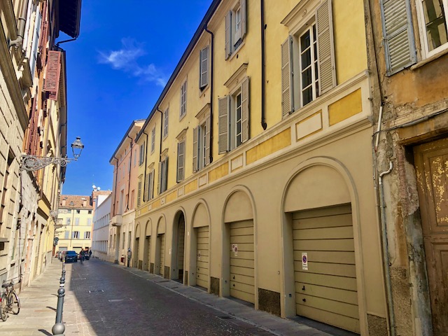 Appartamento in vendita Parma Zona Centro storico